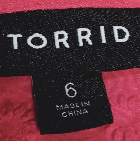 3X25 Torrid  Tie-Front Flutter Cap Sleeve Blouse Plus Size 6X - Picture 12 of 13